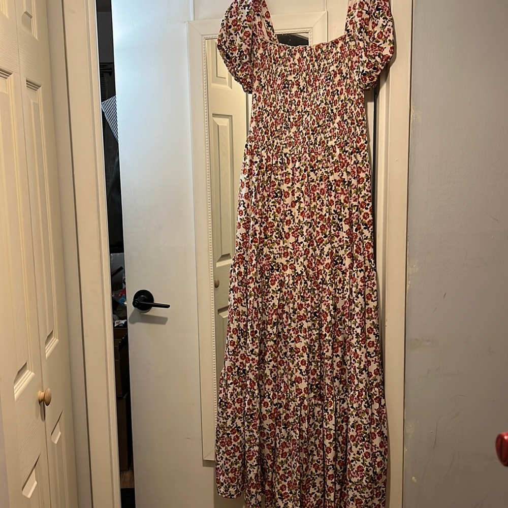 Smocked top maxi dress size large